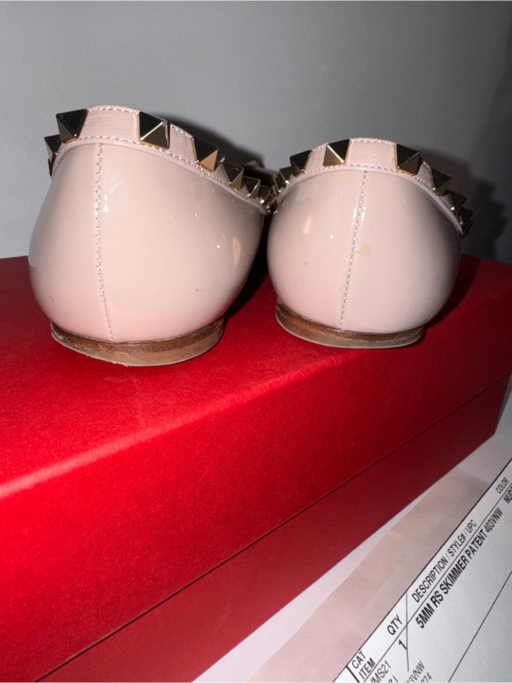 These Valentino Garavani Rockstud Pointed Toe Ballerina Flats nude size 8 - Picture 15 of 16